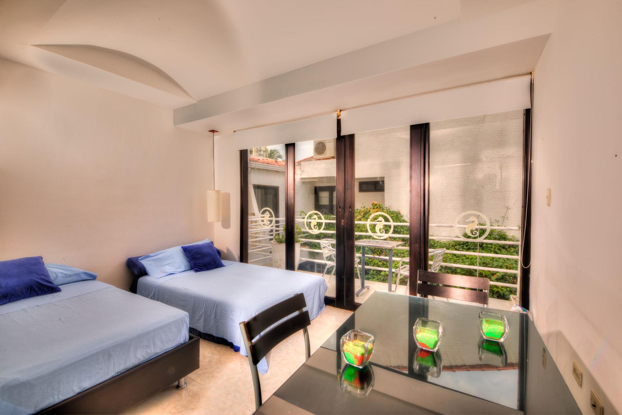 Hotel Santorini