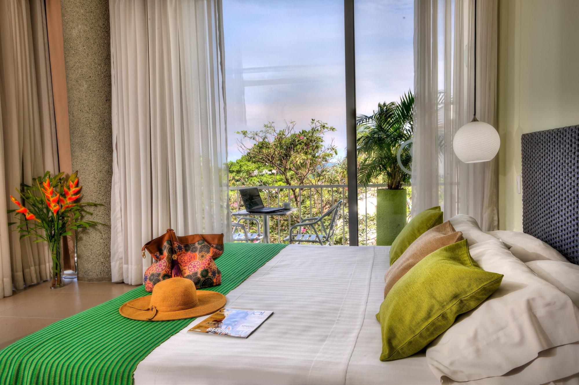 Hotel Santorini